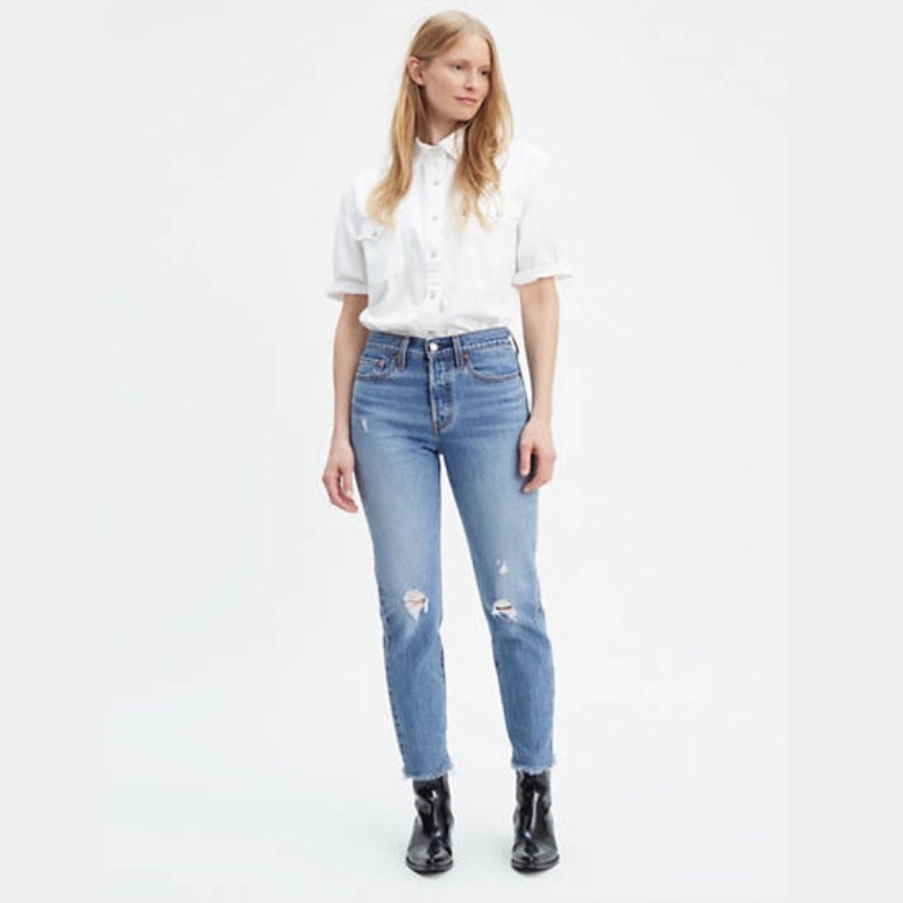 NWT Levi’s Wedgie Fit Jeans Size 29